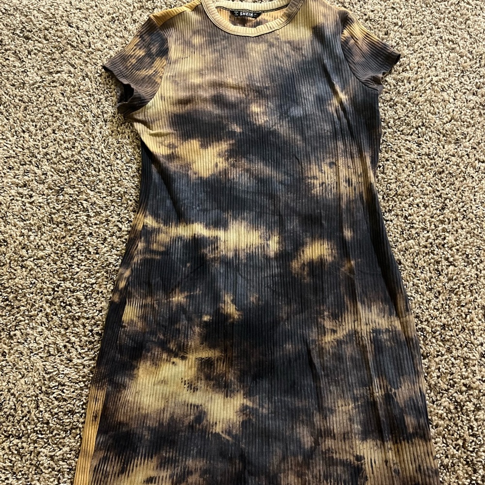 Brown marble dress (pretty short)